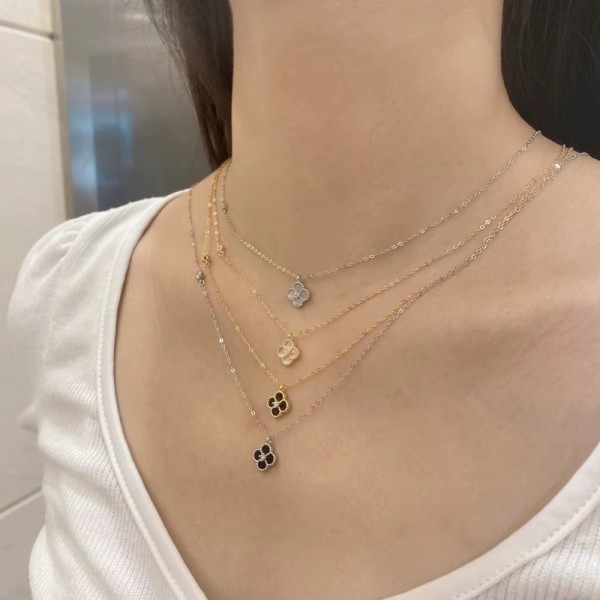 Lănțișor Argint cu Trifoi din Sidef Natural Mother of Pearl și Zirconiu – Van Luxy White, lănțișor cu Trifoi Mother of Pearl din Argint, argintiu/auriu, 1,95 gr