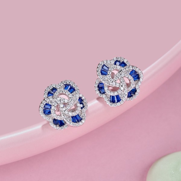 Cercei din argint cu flori și pietre verzi – cadoul perfect pentru femei elegante 3,79 gr